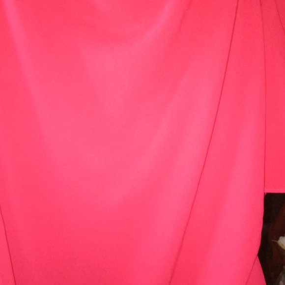 Women's Top - Picture 2 of 4